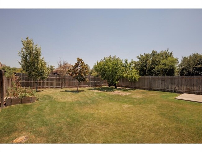 Photo - 13925 Fallsprings Way