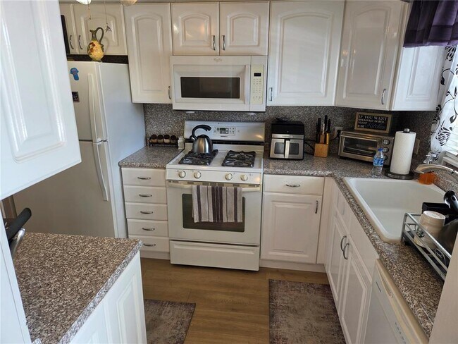 Photo - 7 Dunoon Pl Unit 309