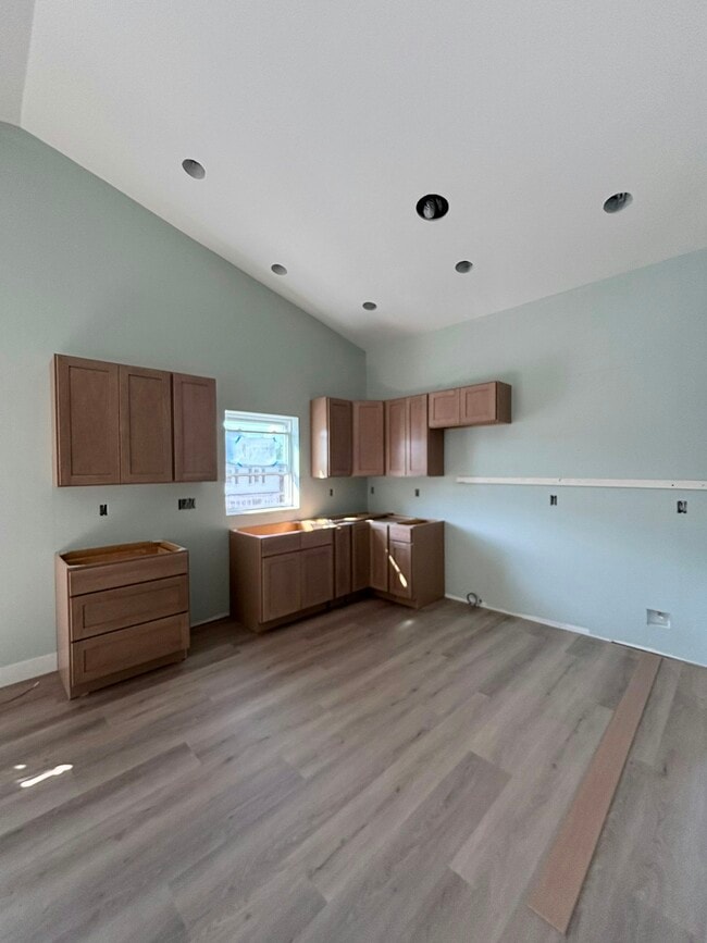 Photo - 1109 S Webster Ave Townhome
