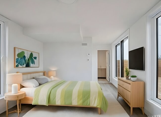 Photo - 9409 Av Larose Unit #4