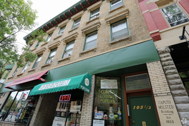 Photo - 105 1/2 State Street