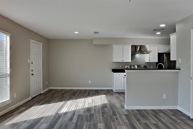 Photo - 4631 Daisy Meadow Dr