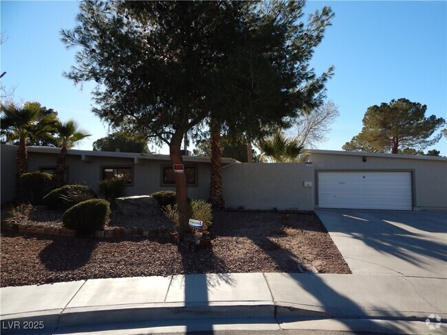 Building Photo - 3338 Zuni Cir Rental