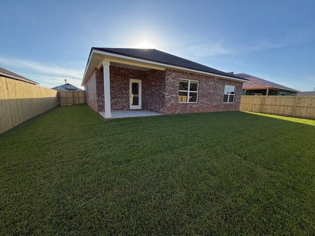 Photo - 14902 Dalton Cir