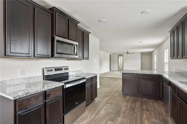 Photo - 201 Cres Park Dr