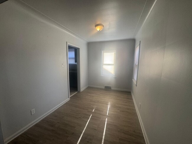 Photo - 11326 Marlowe St