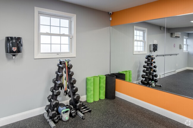 Gimnasio - Bullocks Point Townhomes