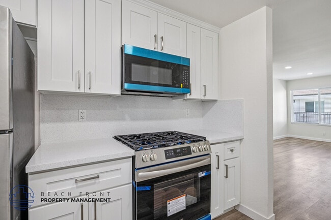4433 W 120th St.