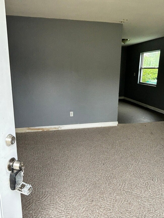 Photo - 523 St Paul Dr