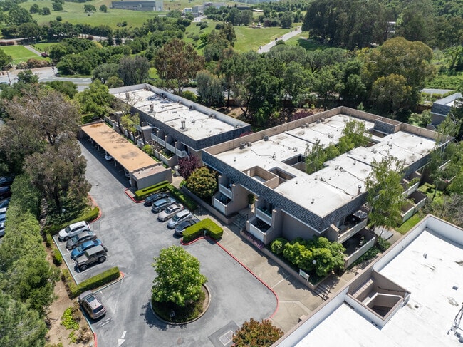 Photo - 675 Sharon Park Dr