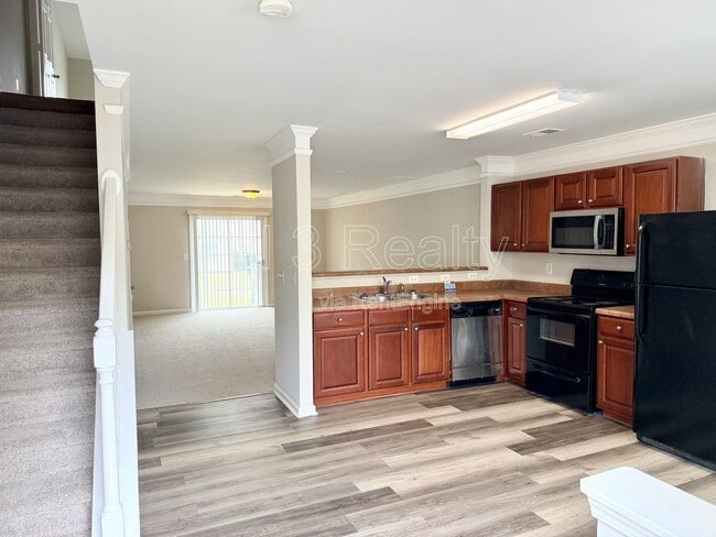 Photo - 837 Crestwell Cir