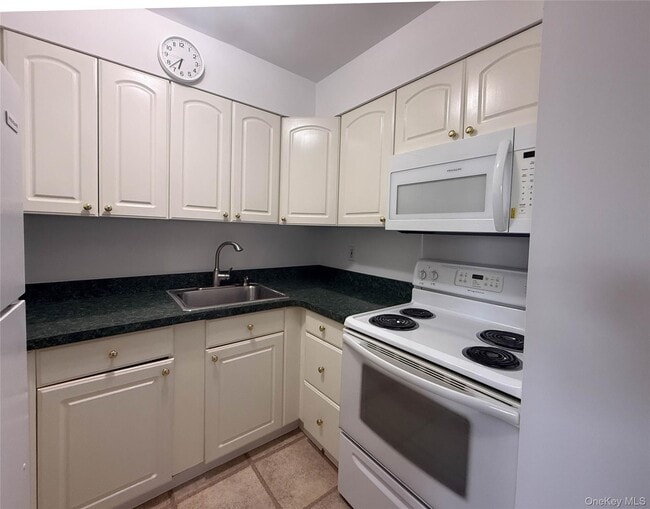 Photo - 1000 9th St Unit H61