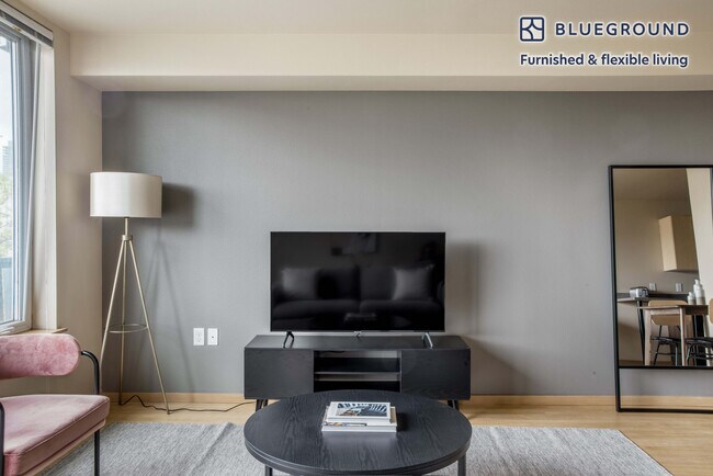 Photo - 708 6th Ave N Unit FL4-ID579