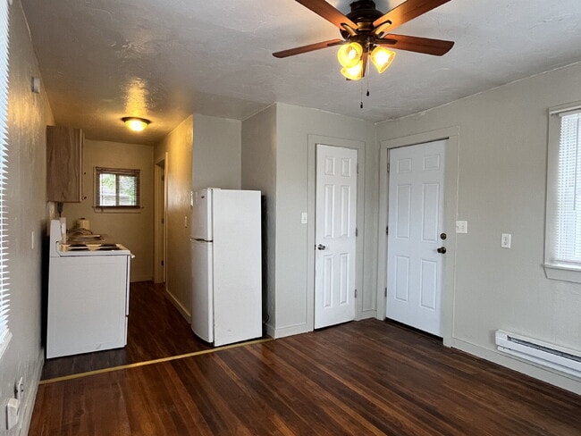 Photo - Studio Apartment for Lease June 1st Unit 2