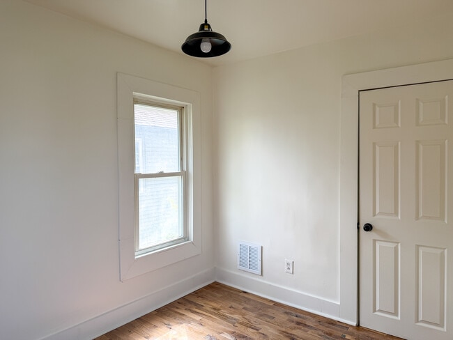 Photo - 336 W 29th St