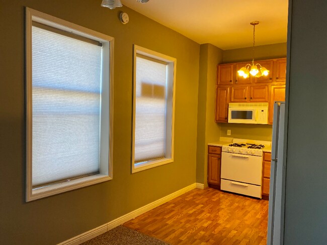 Photo - 527 Main St Unit Apt 1