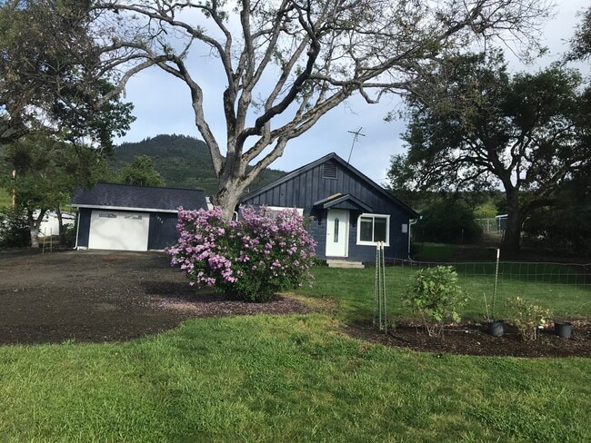 House with Garage - 2654 N Foothill Road