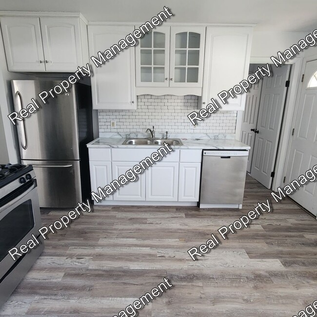 Photo - Four Bedroom Bi-Level