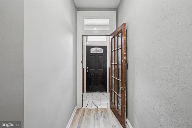 Photo - 1525 Morris St