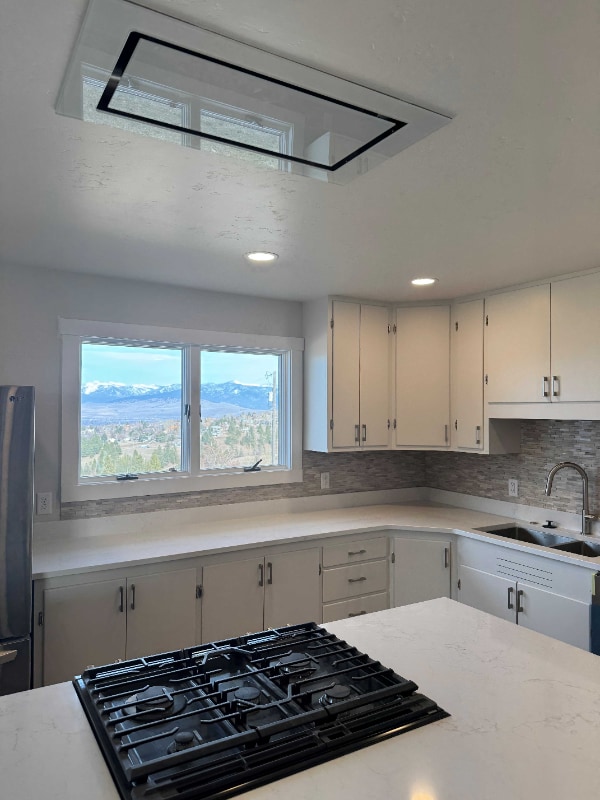 Photo - 2900 Loraine Dr