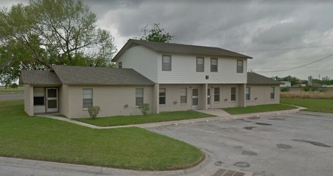 Photo - 1100 E Santa Rosa Ave