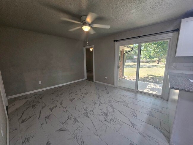 Photo - 5314 NW Glenn Ave