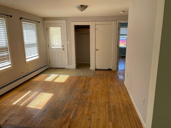 Photo - 71 Hickok St