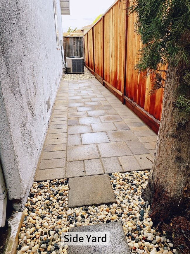 Photo - 150 Beaumere Way