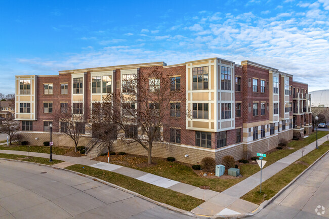 Concord Place Apartments - Concord Place Apartments