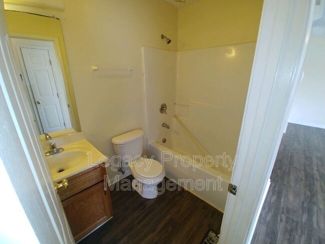 Photo - 705 Providence Rd