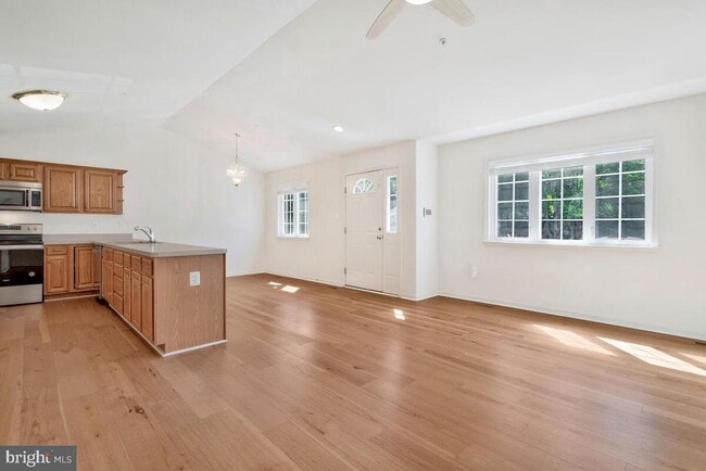 Photo - 217 Westlake Blvd