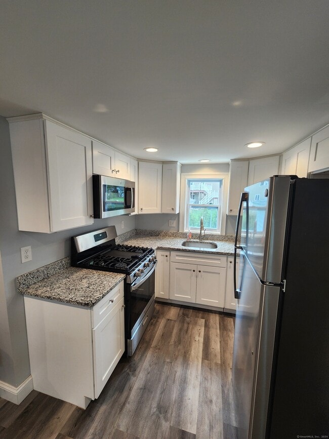 Photo - 615 Marion Ave