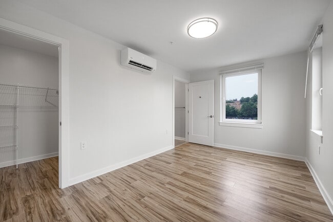 Building Photo - H.R. Crawford Gardens Rental