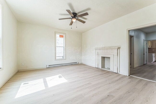 Photo - 419 Walnut Ave