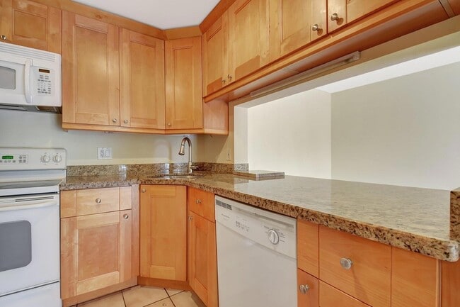 Photo - 616 Sea Pine Way Unit C2