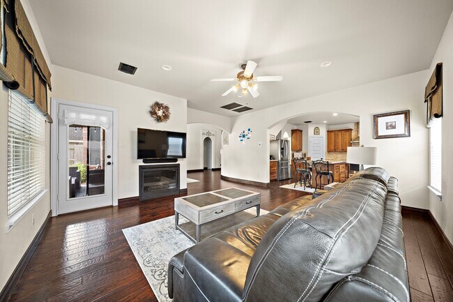 Photo - 22634 Cascade Springs Dr