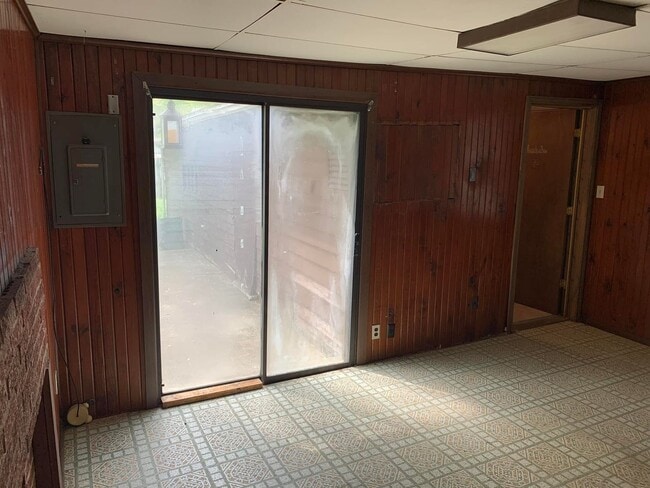 Photo - 5204 N Harlan Ave