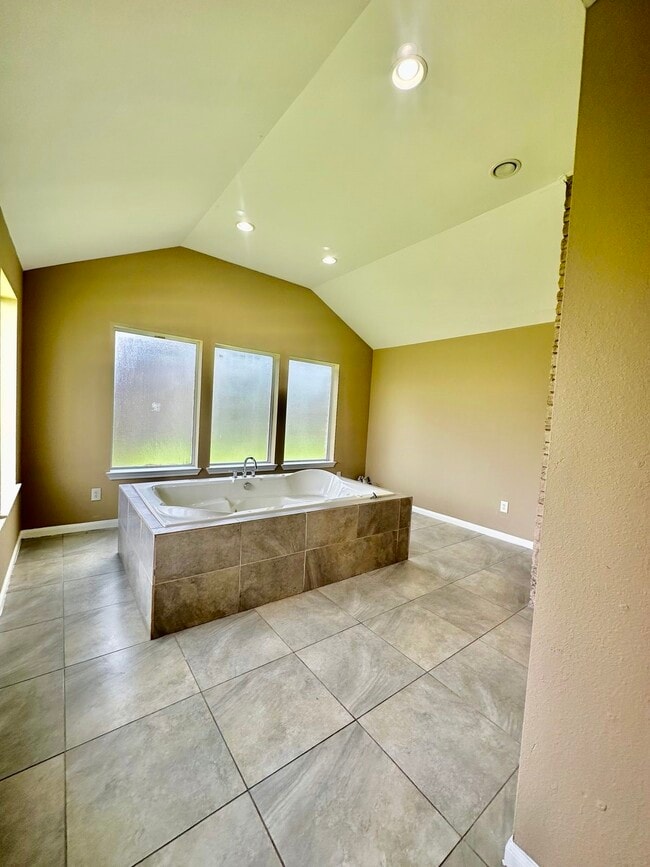 Photo - 7410 Frostview Ln