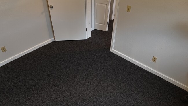 Office - 528 Gadsden Rd NW Unit 01