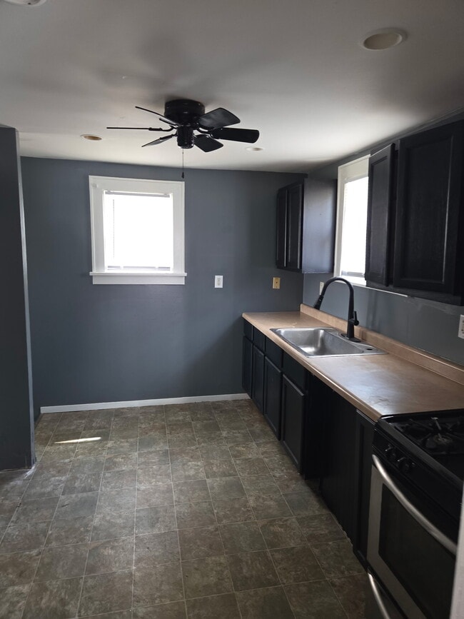 Photo - 1214 W Brons Ave