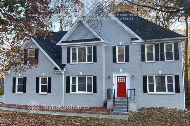 Building Photo - 1810 Collines Ave