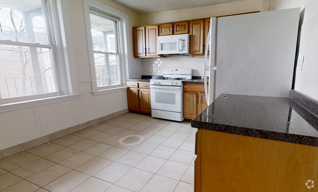 Building Photo - 5 Barrows St Unit 4A Rental