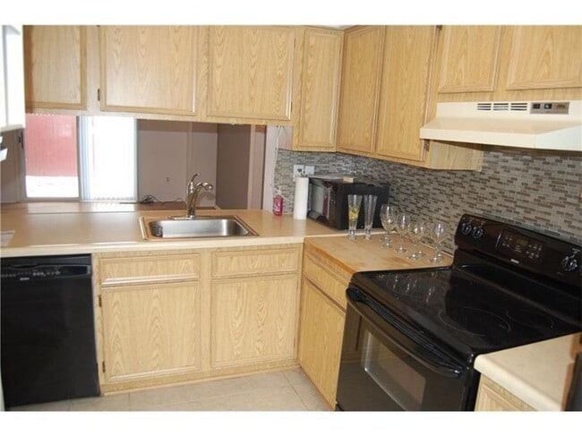 Photo - 119 Ligonier Ln