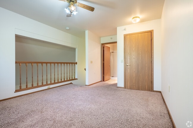 Photo - Monarch at Middleton Shores