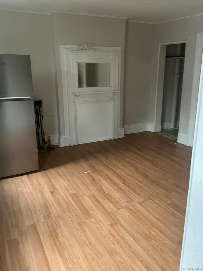 40 Carpenter Ave