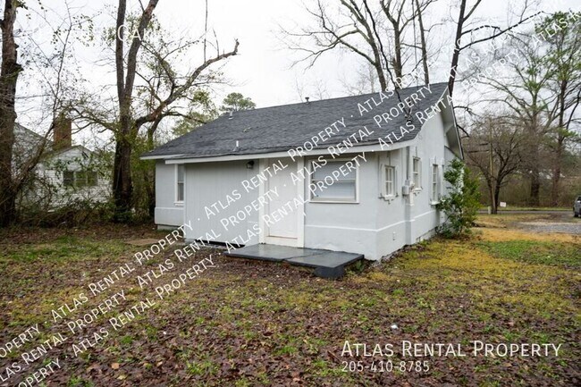 Photo - 403 (405) Oakwood Ave-