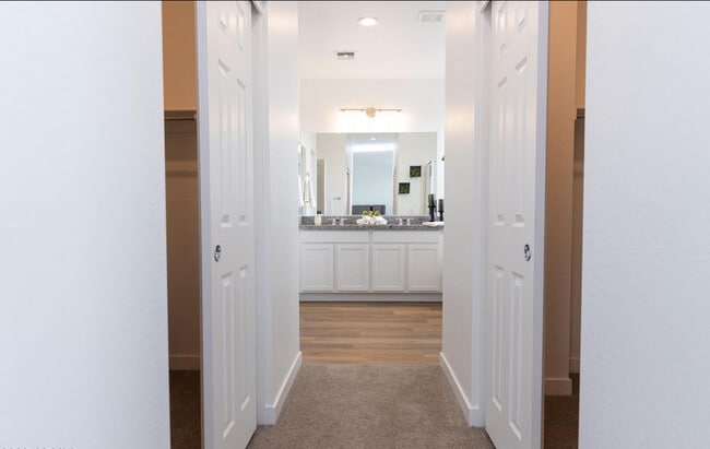 Photo - 2340 E Marguerite Ave