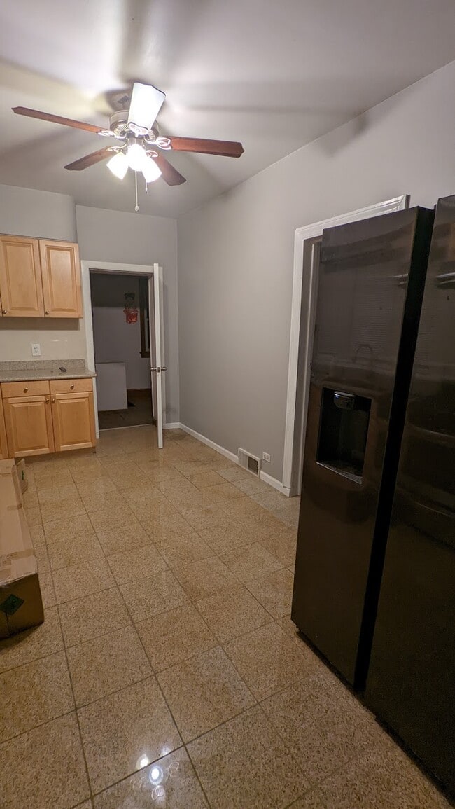 Photo - 2846 S Union Ave