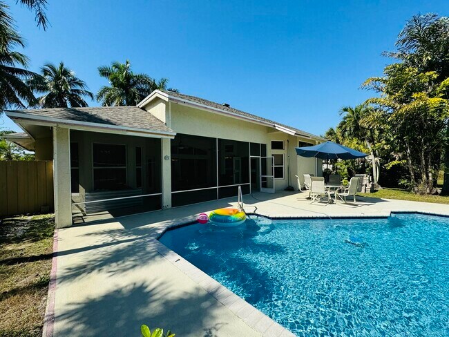 Photo - 6174 Royal Palm Beach Blvd