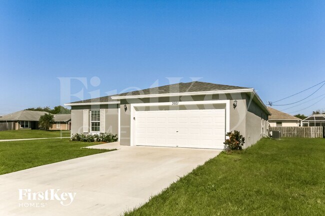 Photo - 3921 SW Kabane St